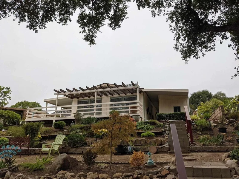 8975 Lawrence Welk Dr. #422, Escondido, CA 92026