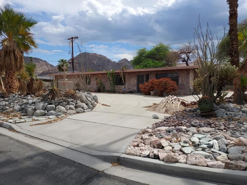 77325 Calle Monterey, La Quinta, CA 92253