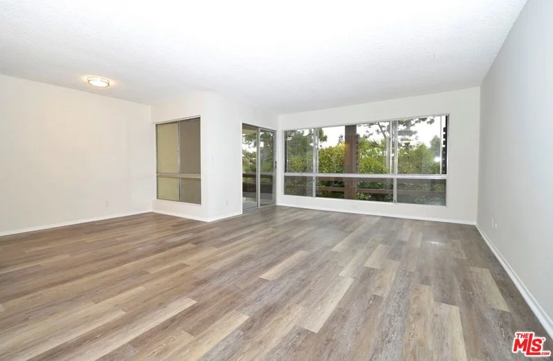 6225 Canterbury #311, Culver City, CA 90230