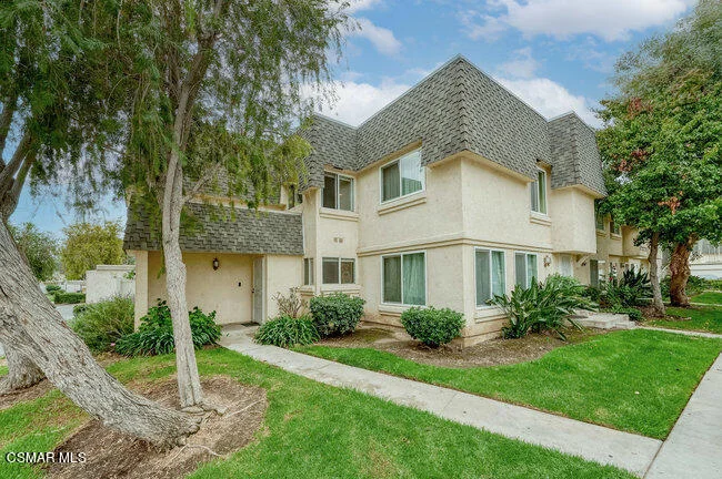 19044 Kittridge #1, Reseda, CA 91335