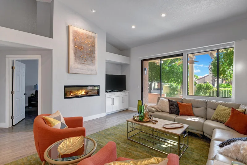 42320 Sari, Palm Desert, CA 92211
