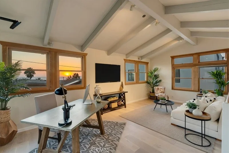 417 34th, Manhattan Beach, CA 90266