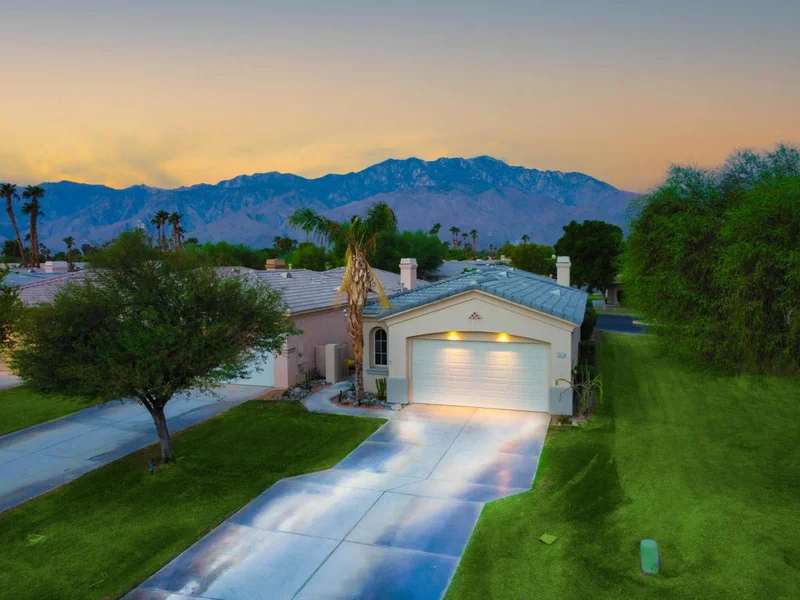 29429 Sandy, Cathedral City, CA 92234