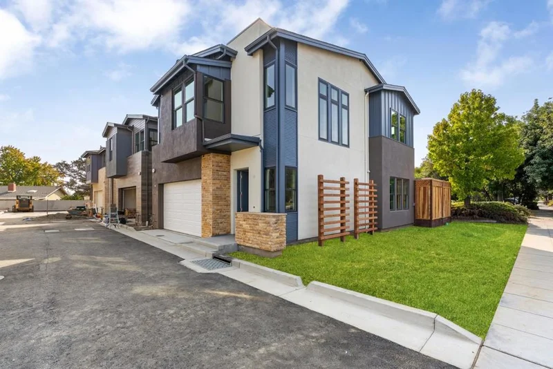 102 Hildebrand, Los Gatos, CA 95032