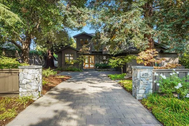 625 Hawthorne, Los Altos, CA 94024