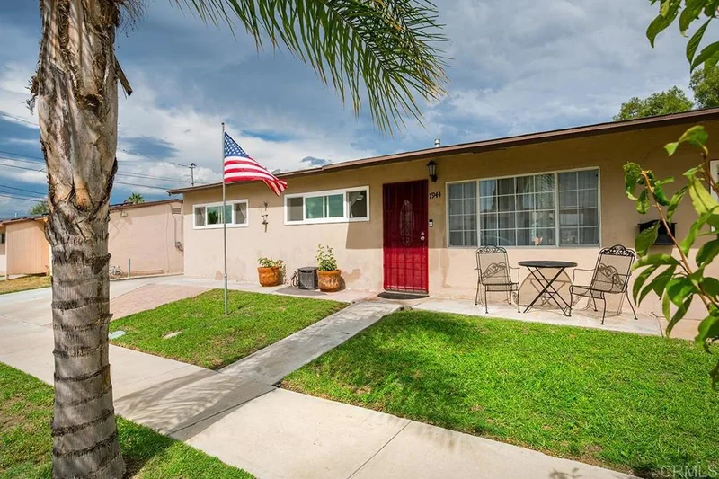 7944 Anza, San Diego, CA 92114