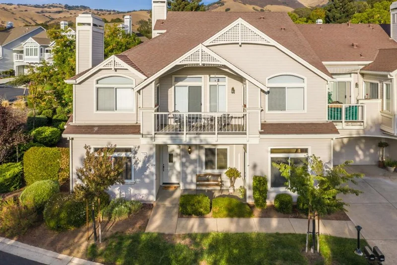 7748 Kilmarnok, San Jose, CA 95135