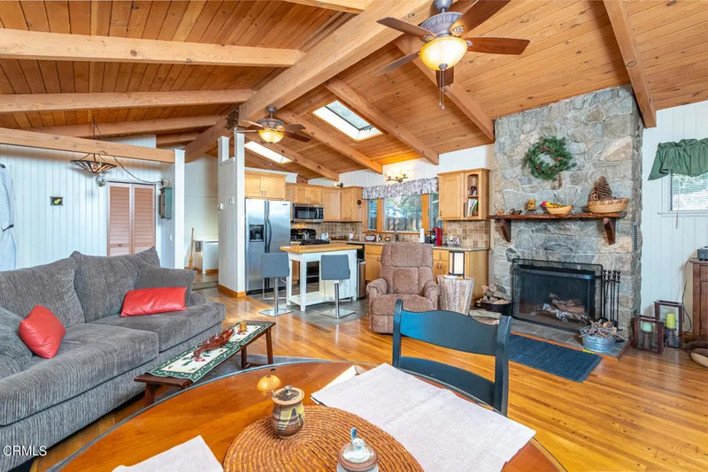 420 Delle, Crestline, CA 92325