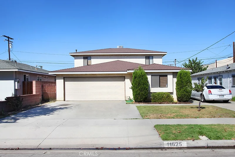 11625 185th, Artesia, CA 90701