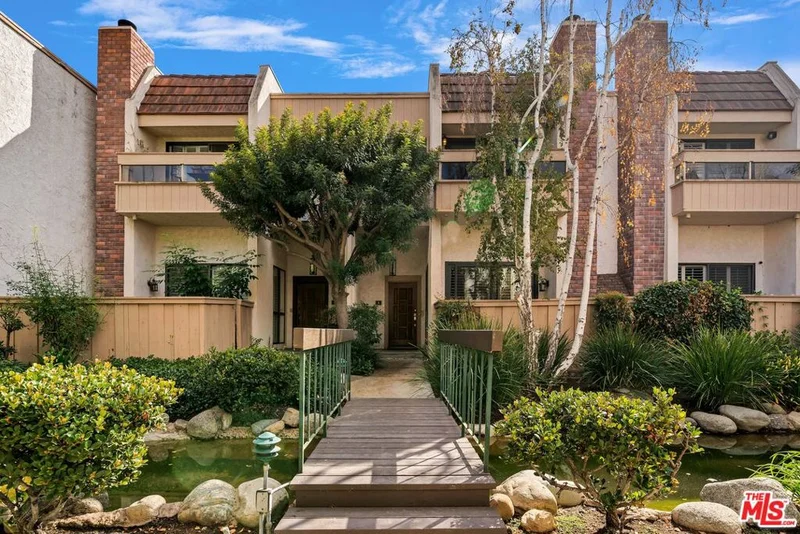 5533 Edward E Horton #3, Encino, CA 91316