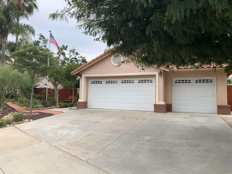 5509 Daybreak Ct, Oceanside, CA 92057