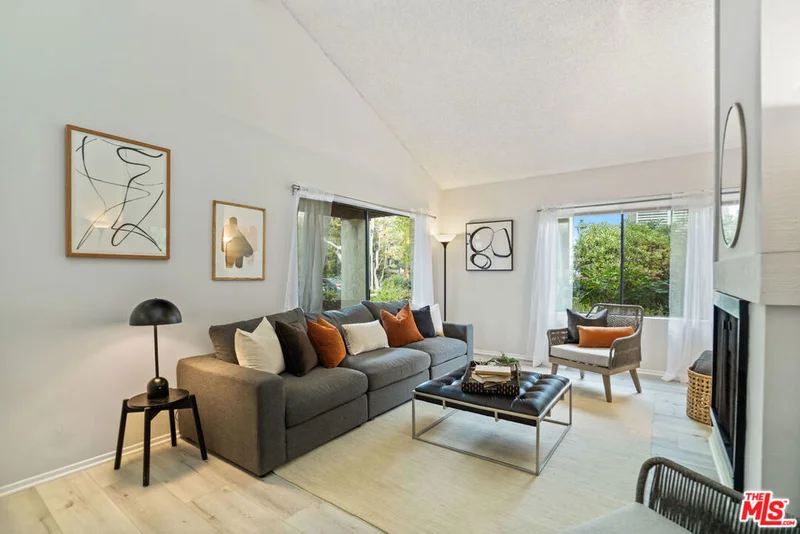 5102 Huck Finn, Culver City, CA 90230