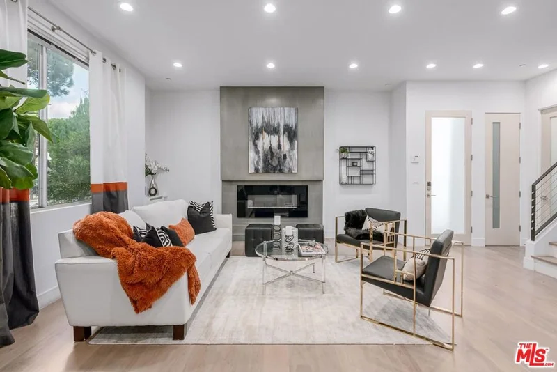 11500 National #118, Los Angeles, CA 90064